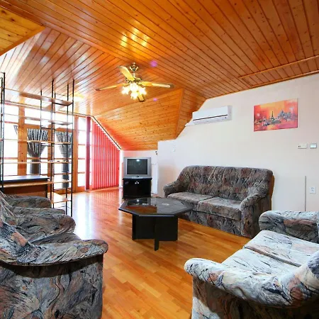 Apartment Cabernet By Interhome *